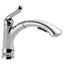 Delta Pull-Out Faucet in Chrome