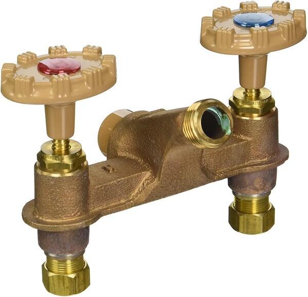 Woodford Model 122CM Faucet - Hot and Cold
